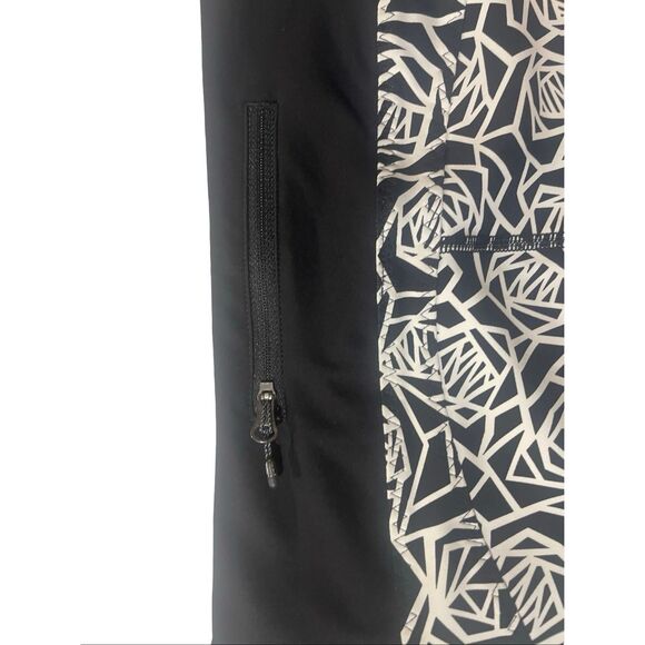 Lululemon Posey Floral Crops - Picture 6 of 12